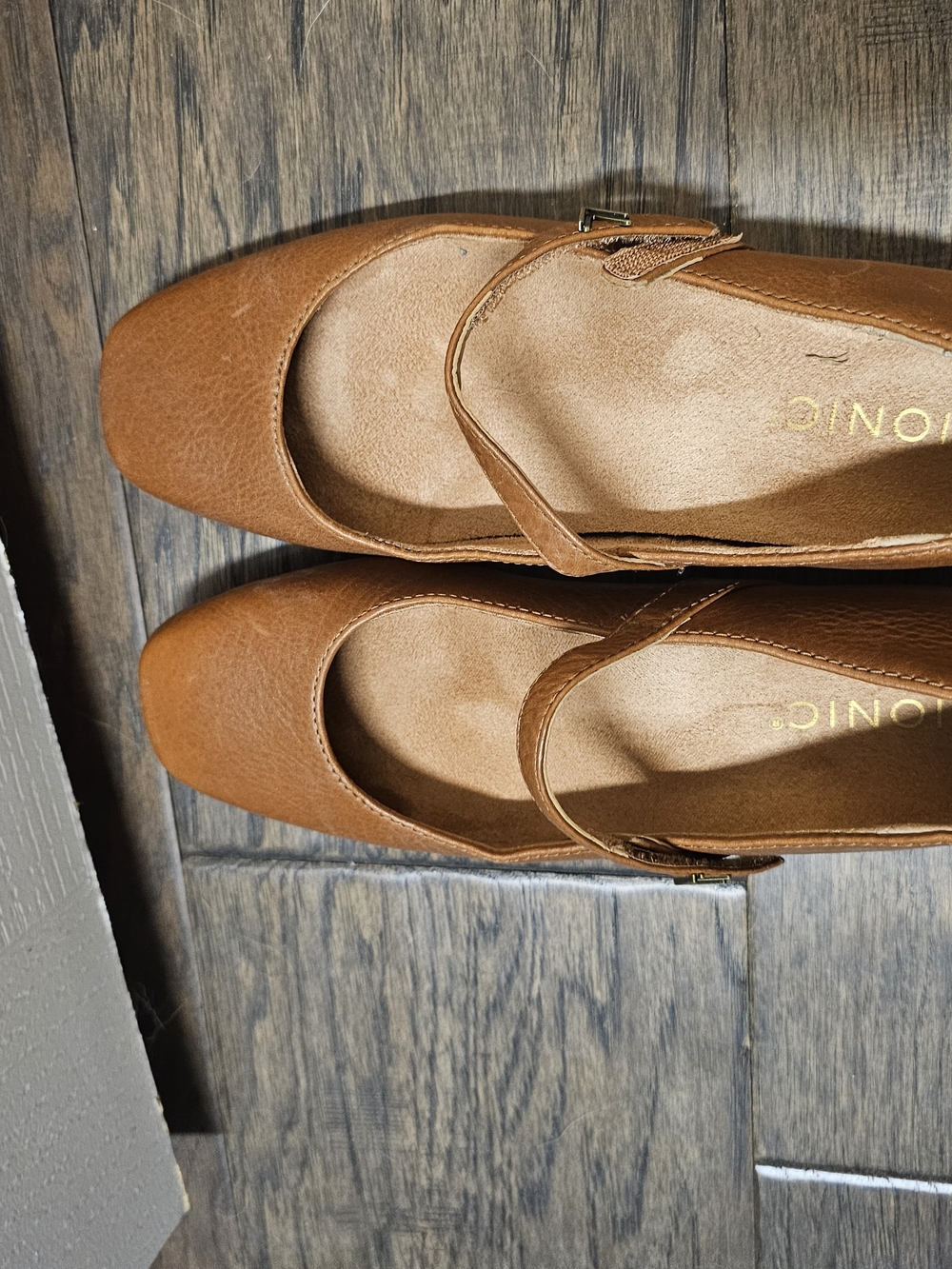 Vionic Women's Mary Jane Flats in Warm Brown